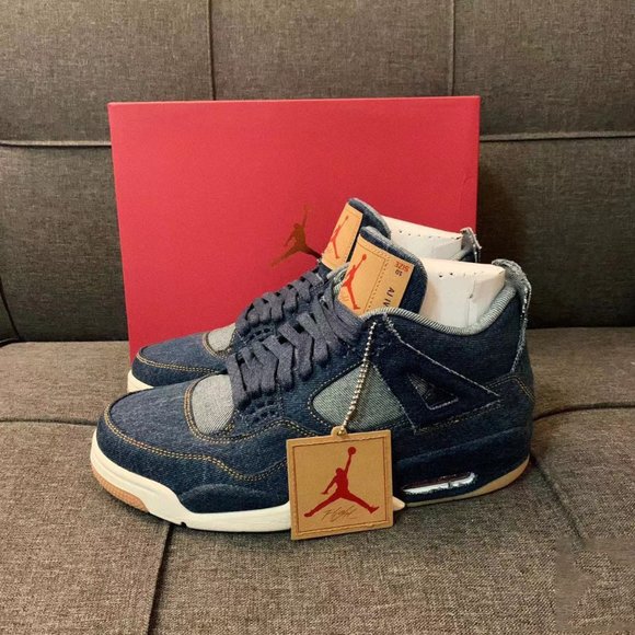 Jordan 4 Retro Levi's Denim (Tag with Levi's Logo). - Picture 1 of 1